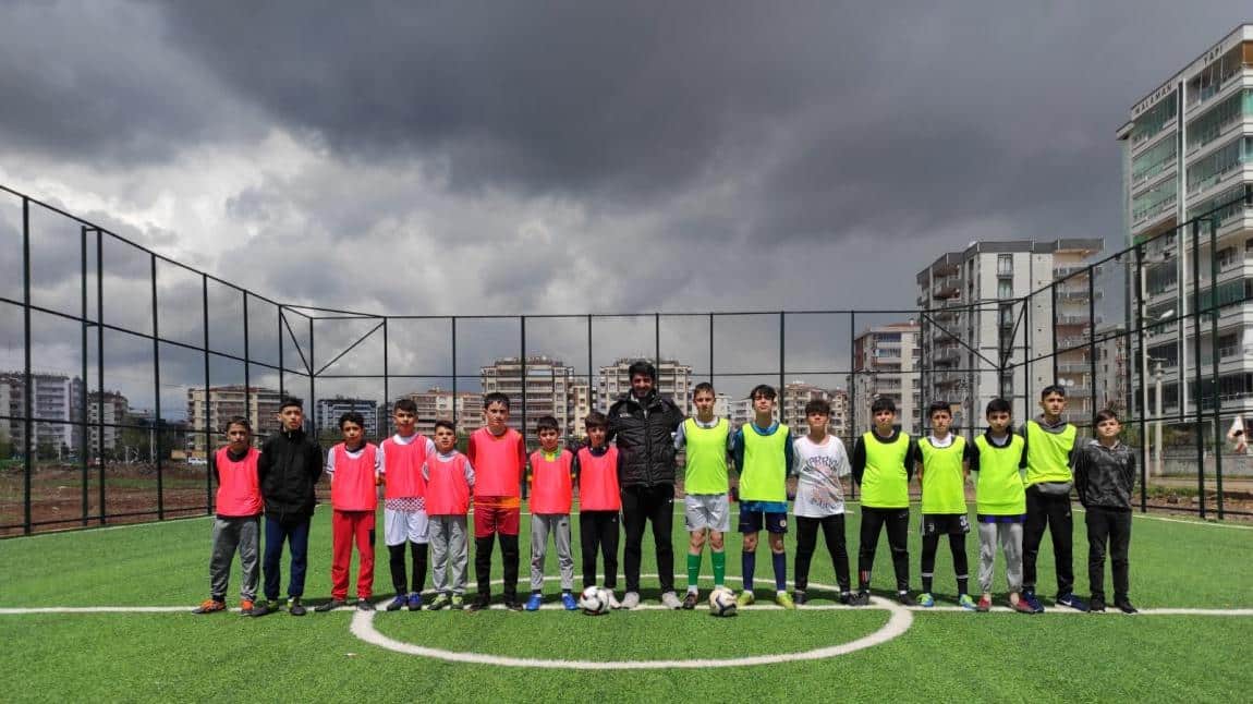 Okulumuzda Sınıflar Arası Futbol Turnuvası Düzenlendi
